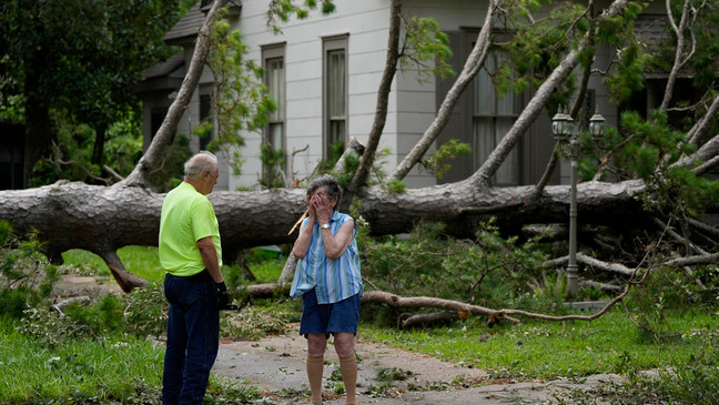 Texas Heat Crisis: Prolonged Power Outages and Extreme Temperatures Push Communities to the Brink